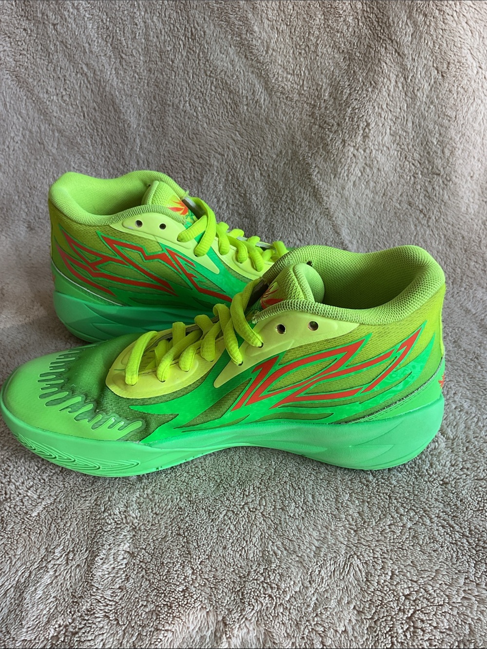 Boy’s Puma Nickelodeon Slime B Ball Shoes Size 5 - Picture 3 of 7